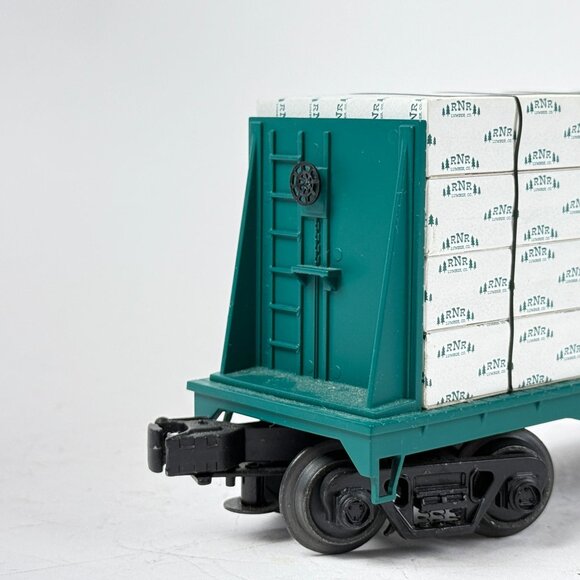 Industrial Rail O-27 Gauge IDM -7003 RNR Lumber Co Green Flatcar w/Load Boxed - Picture 3 of 12